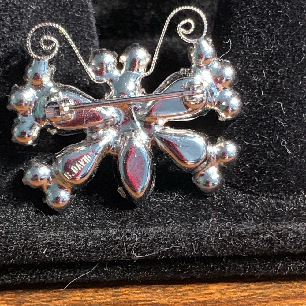 Aurora borealis Butterfly Brooch - Iridescent AB Rhinestone Accent - Picture 2 of 4